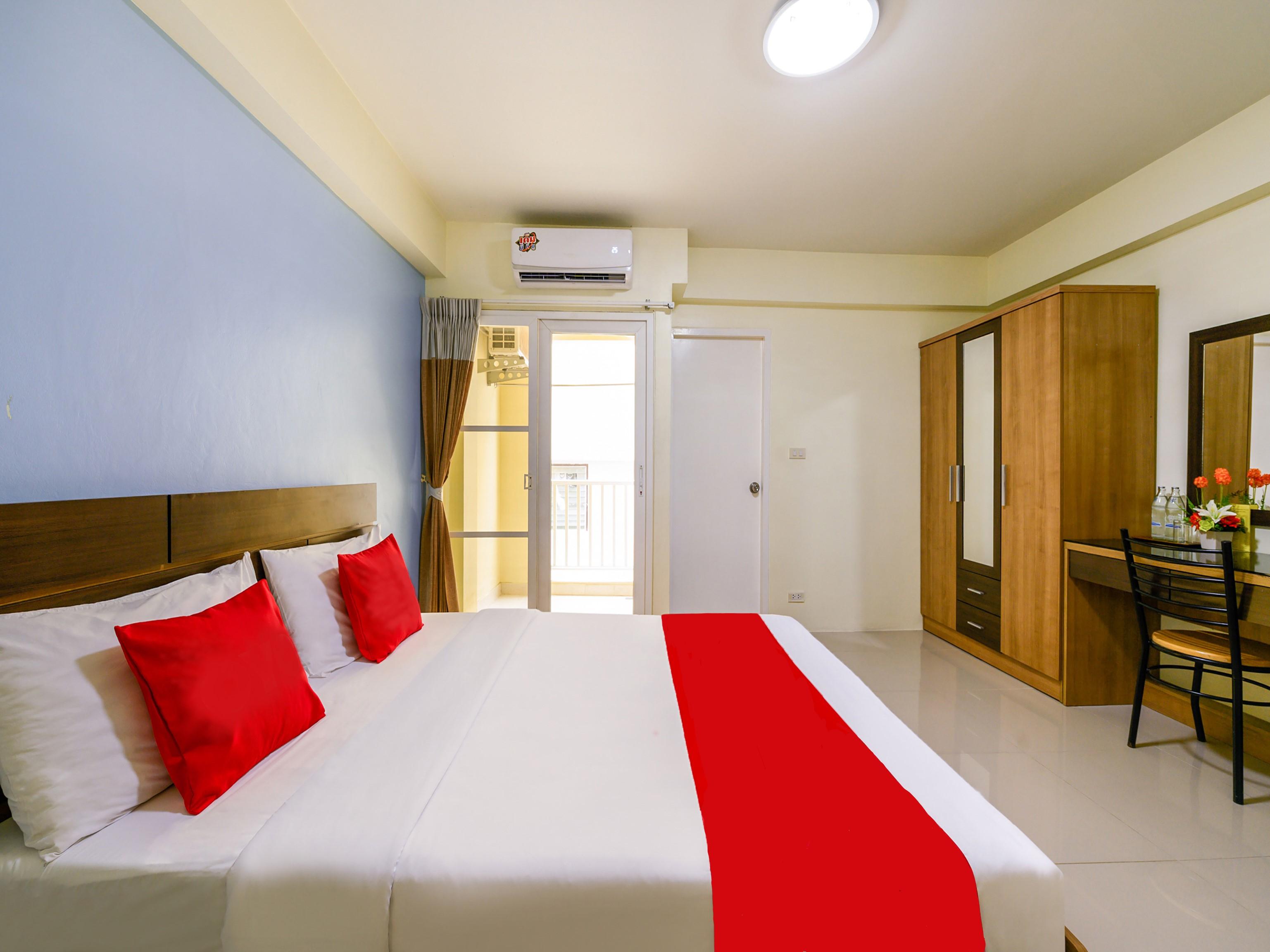 Salin Home Hotel Ramkhamhaeng Bangkok Exteriör bild