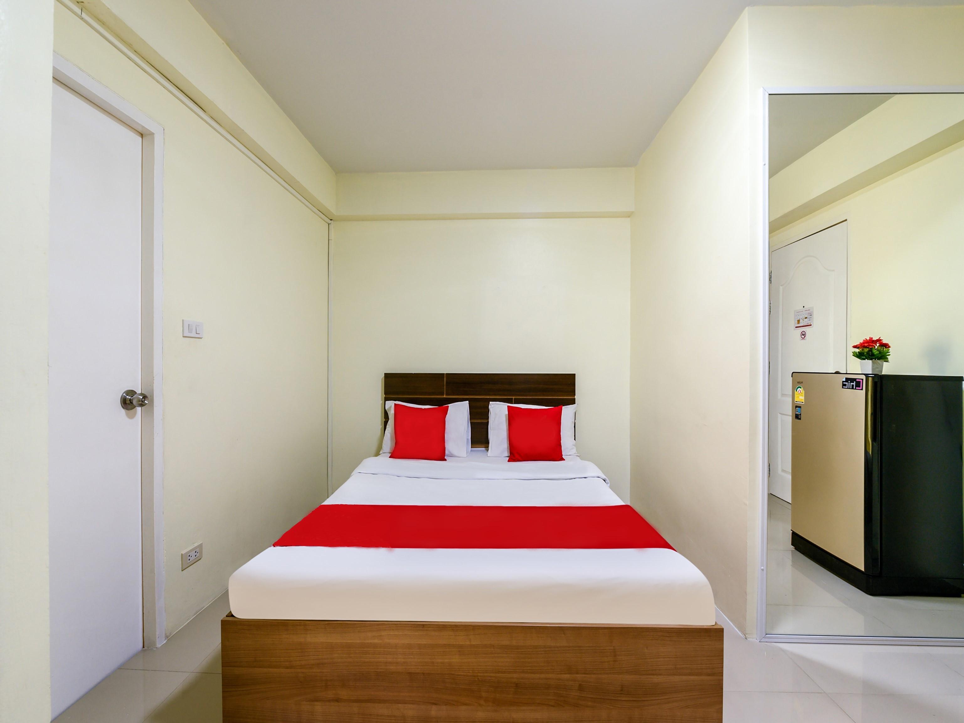 Salin Home Hotel Ramkhamhaeng Bangkok Exteriör bild
