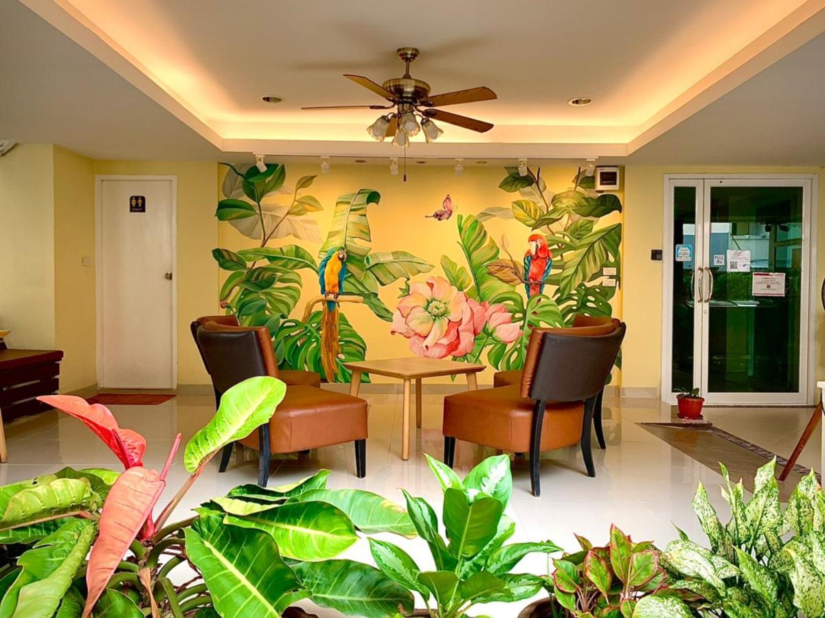 Salin Home Hotel Ramkhamhaeng Bangkok Exteriör bild