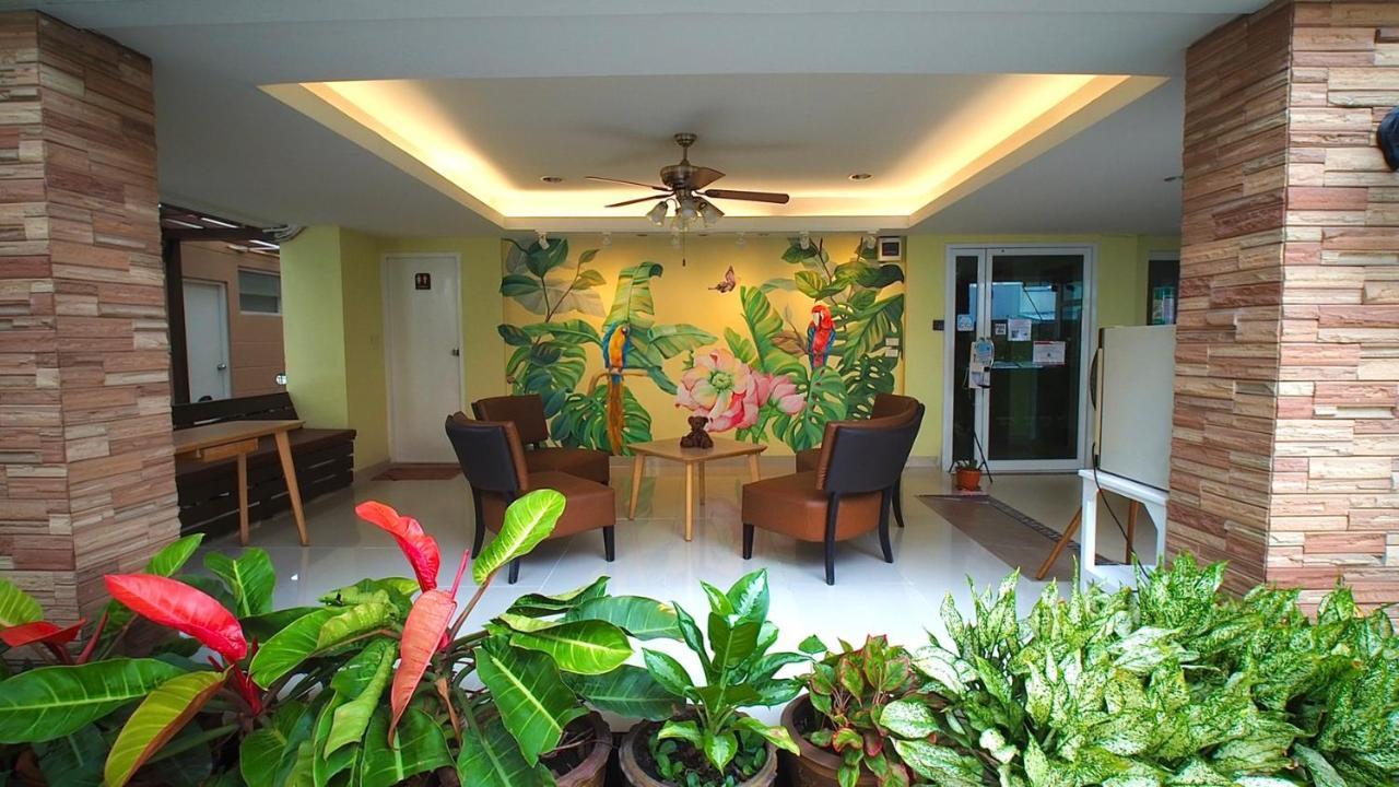 Salin Home Hotel Ramkhamhaeng Bangkok Exteriör bild