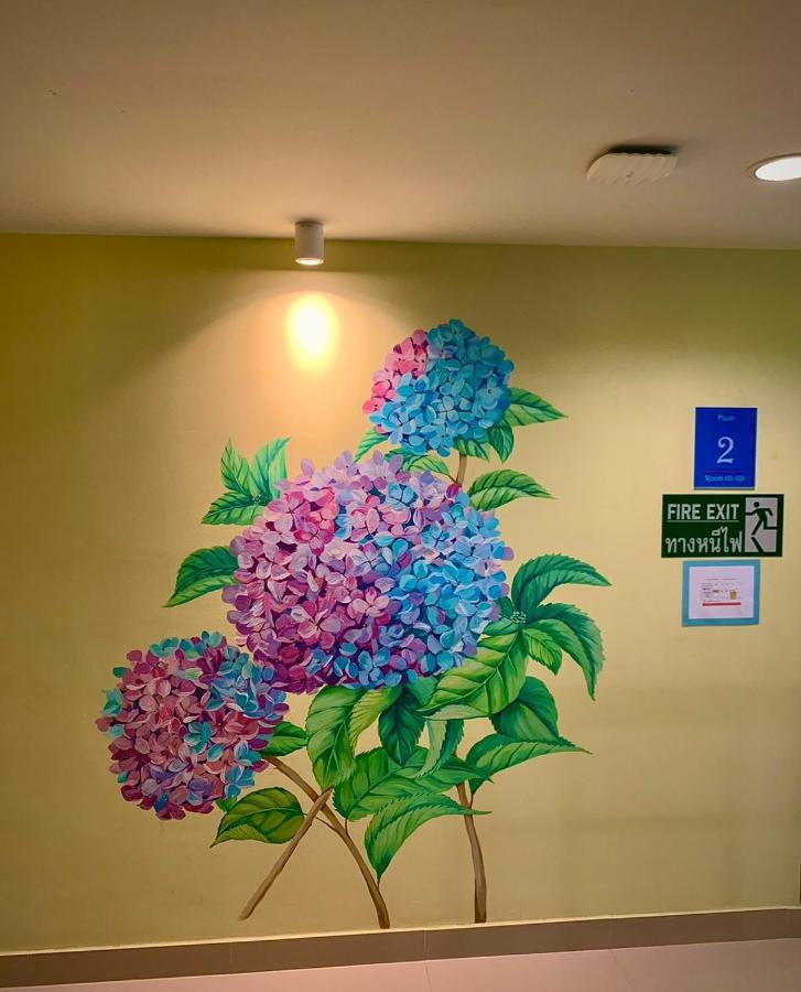 Salin Home Hotel Ramkhamhaeng Bangkok Exteriör bild