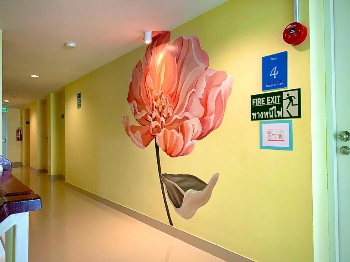 Salin Home Hotel Ramkhamhaeng Bangkok Exteriör bild