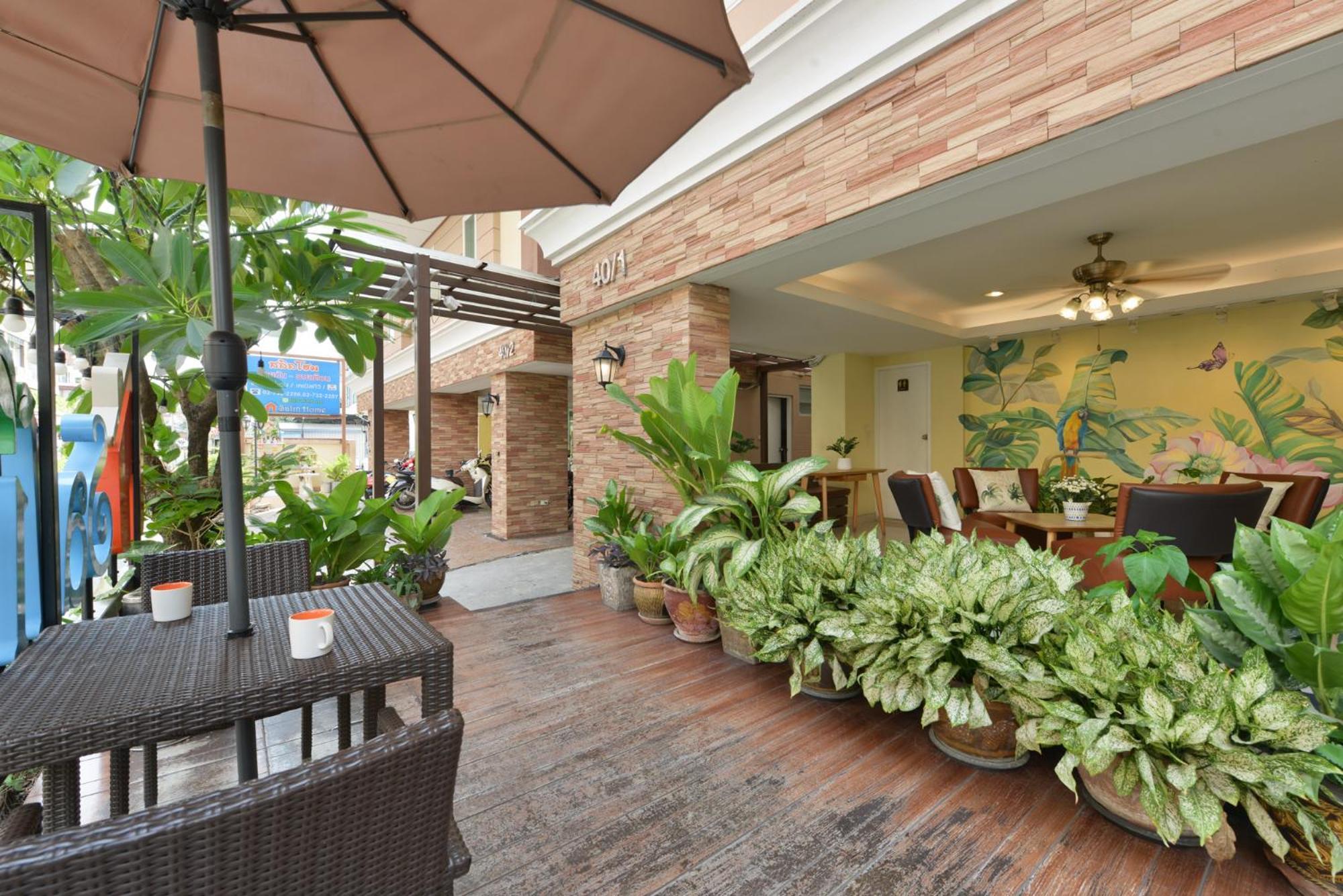 Salin Home Hotel Ramkhamhaeng Bangkok Exteriör bild