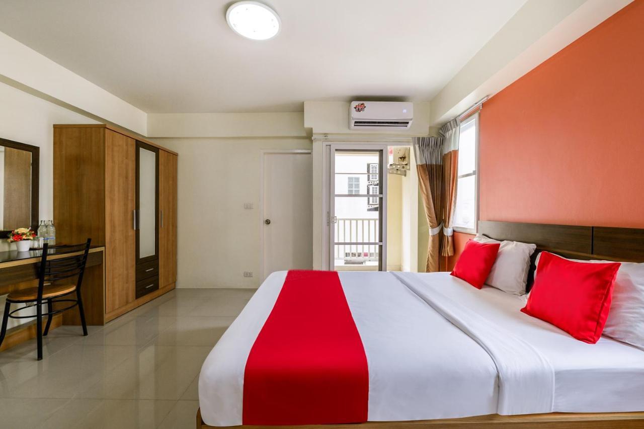 Salin Home Hotel Ramkhamhaeng Bangkok Exteriör bild