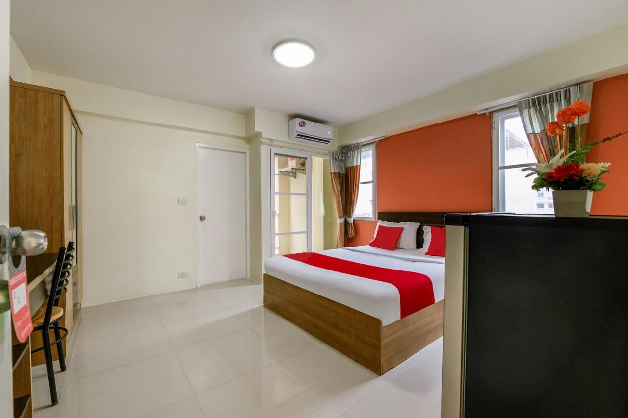 Salin Home Hotel Ramkhamhaeng Bangkok Exteriör bild