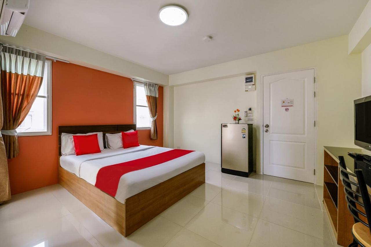 Salin Home Hotel Ramkhamhaeng Bangkok Exteriör bild
